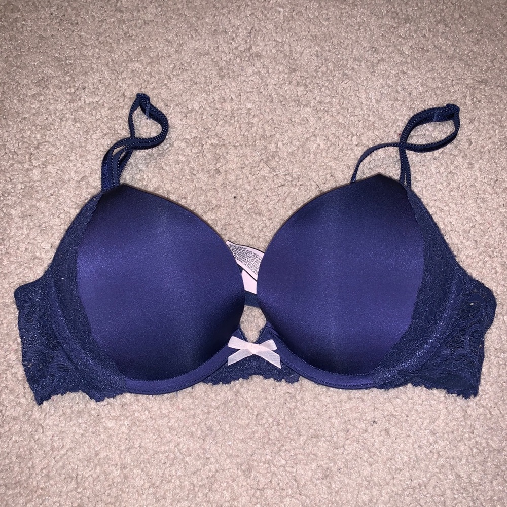 Vs bra